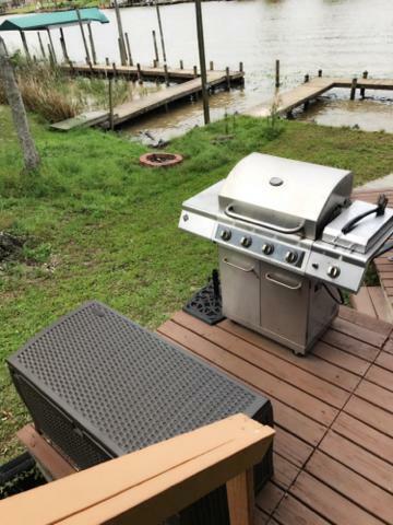 Cozy Cabin On The Bayou Maurepas Екстериор снимка